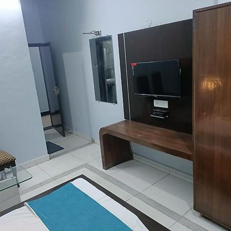 Hotel Krishna Residency Mahoba Екстериор снимка