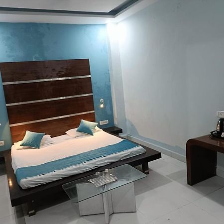 Hotel Krishna Residency Mahoba Екстериор снимка